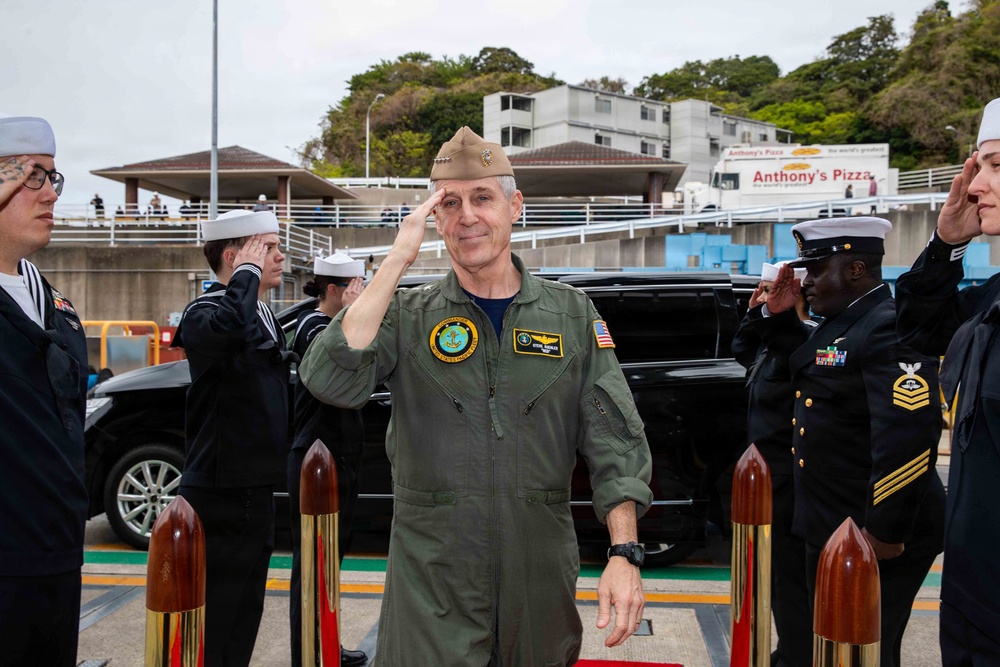 George Washington hosts Pacific Fleet