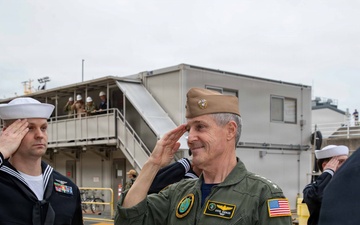 George Washington hosts Pacific Fleet