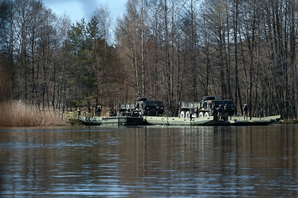 809th MRBC Sling Load and Rafting Operations