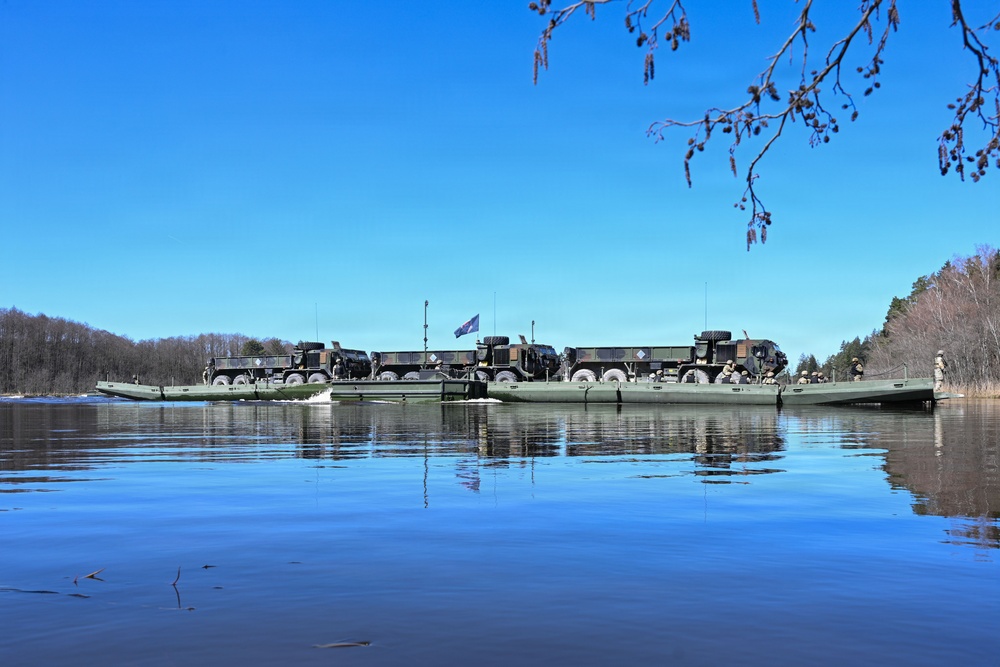 809th MRBC Sling Load and Rafting Operations