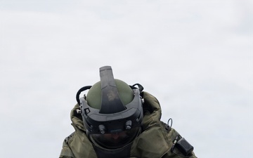11th MEU Marines Conduct a Defense of the Amphibious Task Force Drill Aboard USS Boxer