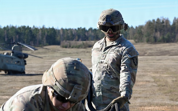 809th MRBC Sling Load Training