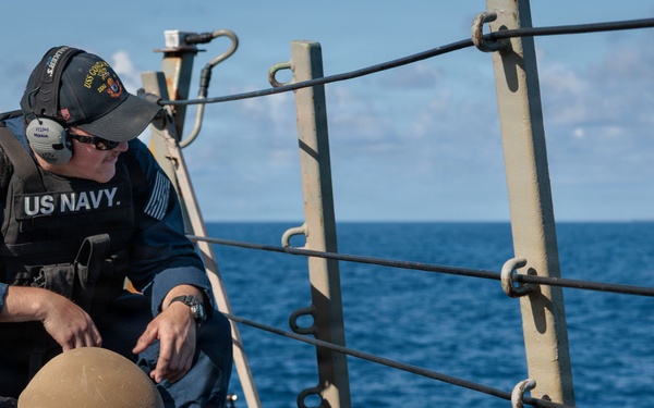 Crew-served weapons qualification aboard USS Gonzalez (DDG 66)