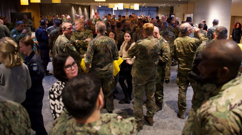 NMR Echelon Seasonal Toast