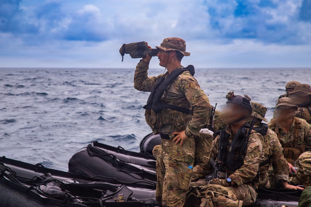 1st SFG(A) Green Berets conduct maritime training