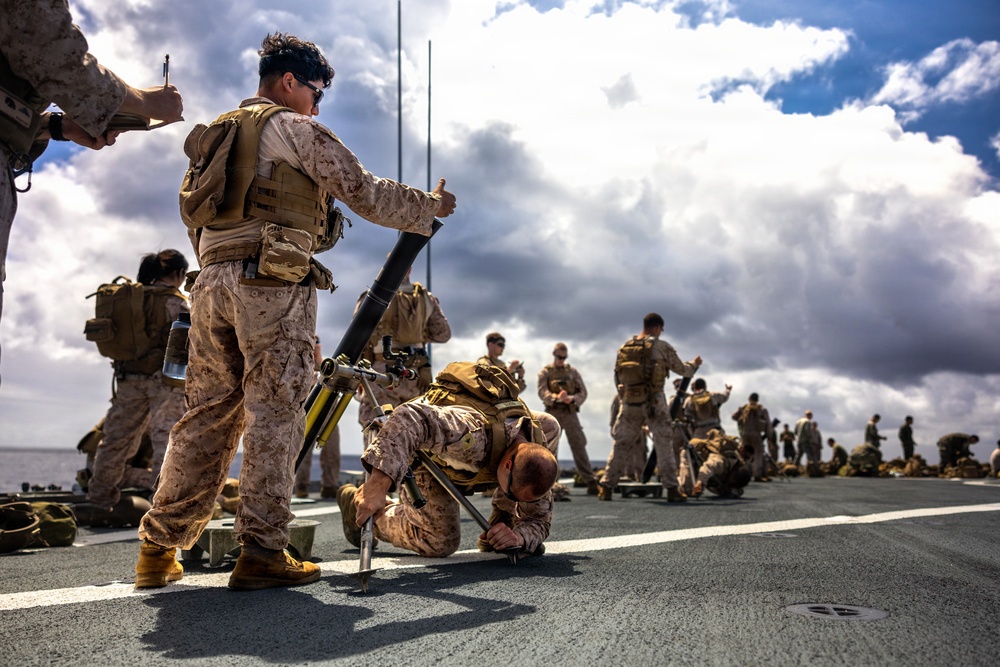 11th MEU Marines, Sailors Conduct 81 mm Gun Drills Aboard USS Comstock