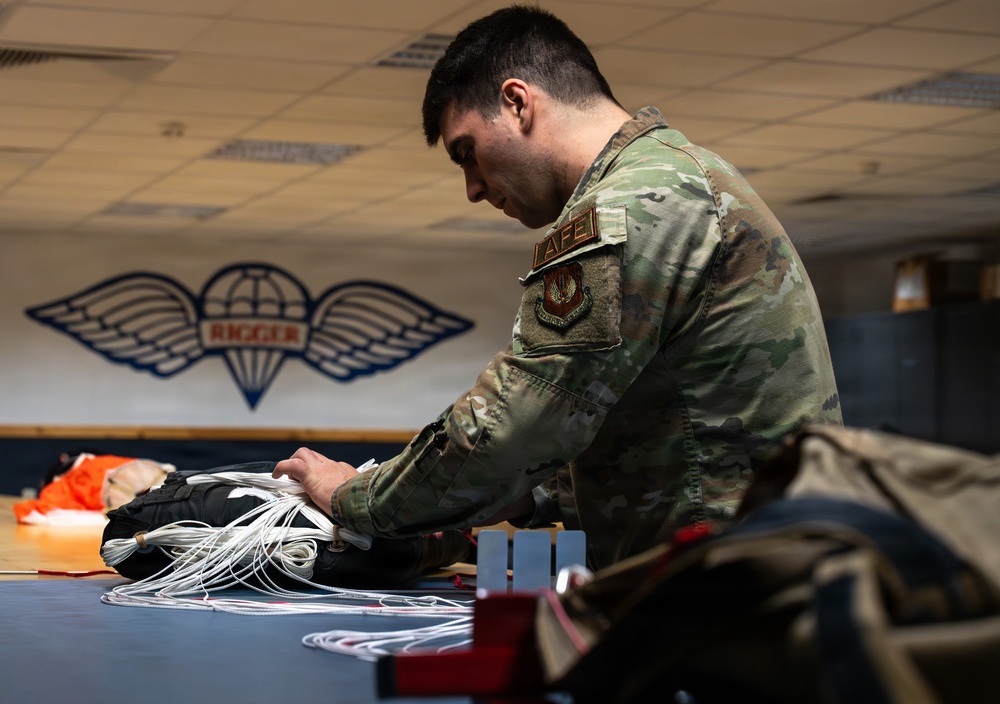86th’s Aircrew Flight Equipment shop keeps aircrew rigged and ready
