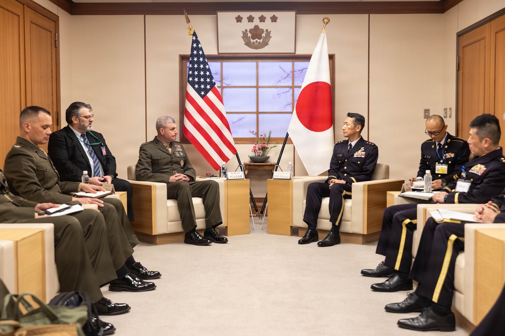 The 38th Assistant Commandant of the Marine Corps tours Tokyo