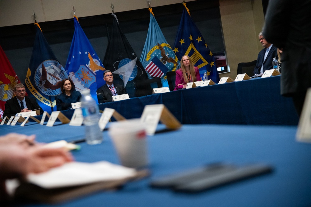 DLA Distribution hosts F-35 Acquisition and Sustainment Transition Executive Steering Committee and Audit in progress review