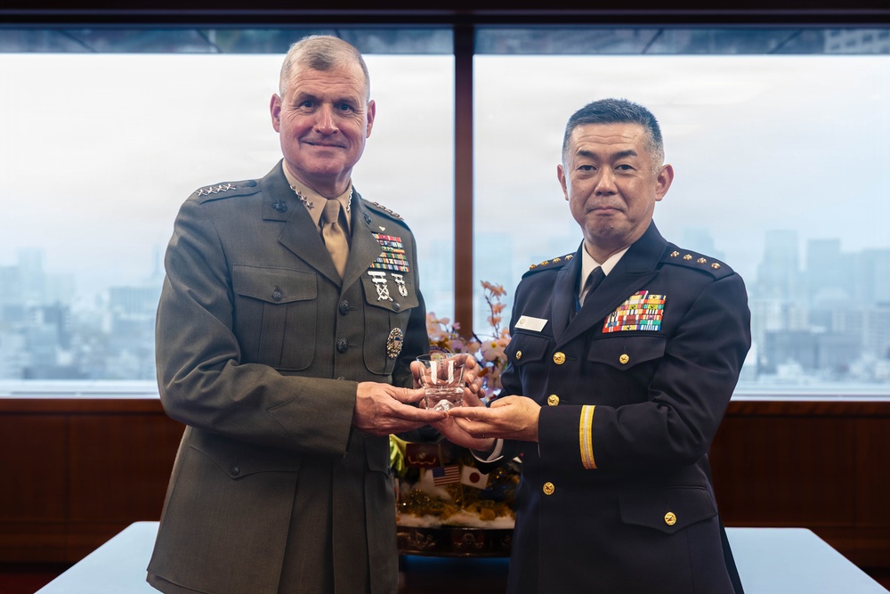 The 38th Assistant Commandant of the Marine Corps tours Tokyo