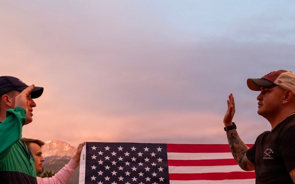 4-9 IN Manchu Reenlistment Ceremony at Garden of the Gods