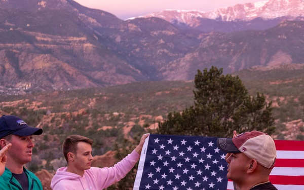 4-9 IN Manchu Reenlistment Ceremony at Garden of the Gods