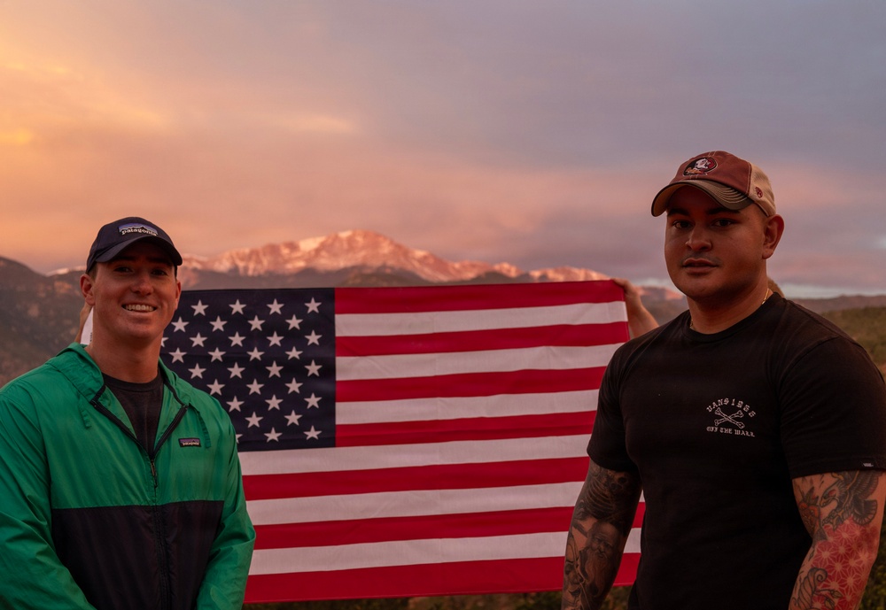4-9 IN Manchu Reenlistment Ceremony at Garden of the Gods