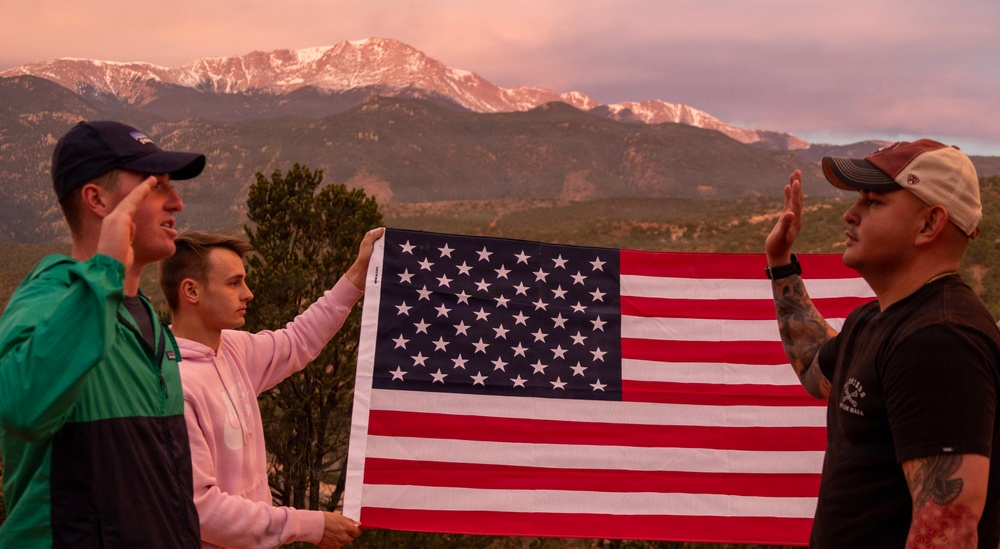 4-9 IN Manchu Reenlistment Ceremony at Garden of the Gods