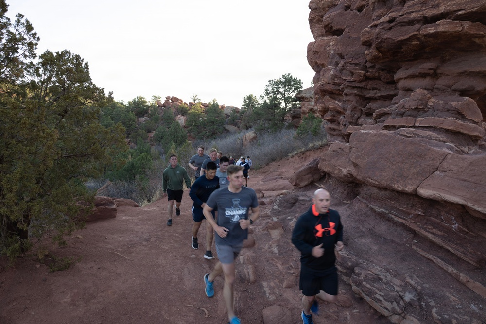4-9 IN Manchu Reenlistment Ceremony at Garden of the Gods
