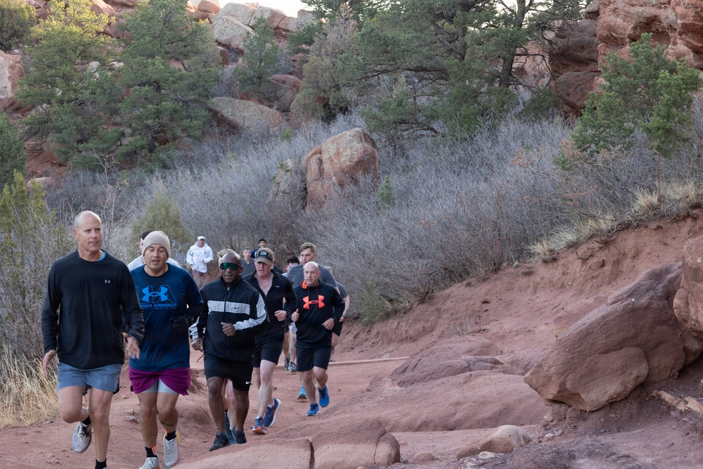 4-9 IN Manchu Reenlistment Ceremony at Garden of the Gods