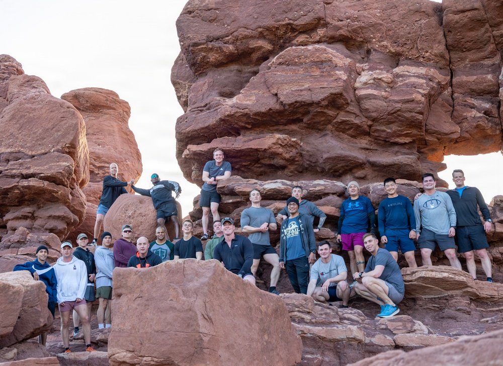 4-9 IN Manchu Reenlistment Ceremony at Garden of the Gods