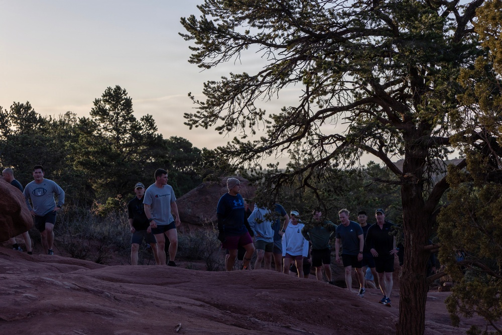 4-9 IN Manchu Reenlistment Ceremony at Garden of the Gods