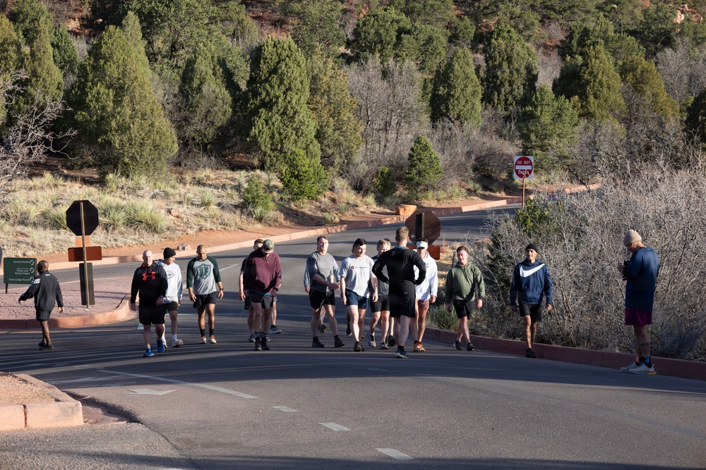 4-9 IN Manchu Reenlistment Ceremony at Garden of the Gods