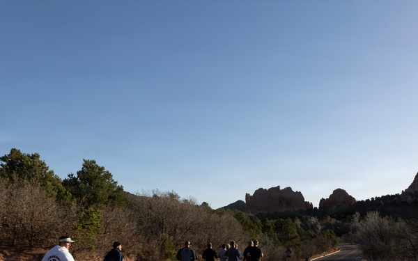 4-9 IN Manchu Reenlistment Ceremony at Garden of the Gods