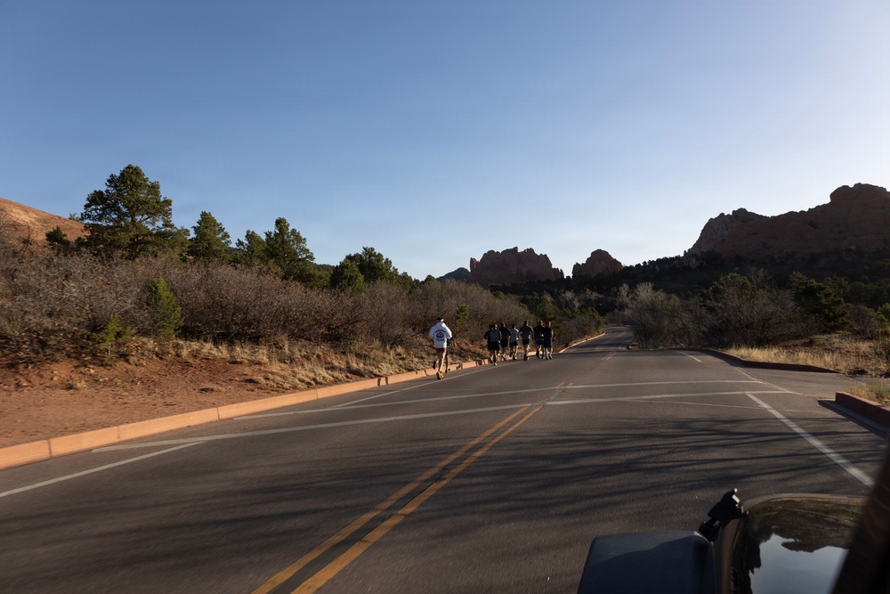 4-9 IN Manchu Reenlistment Ceremony at Garden of the Gods