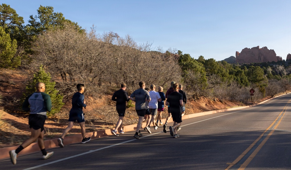 4-9 IN Manchu Reenlistment Ceremony at Garden of the Gods