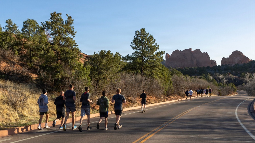 4-9 IN Manchu Reenlistment Ceremony at Garden of the Gods