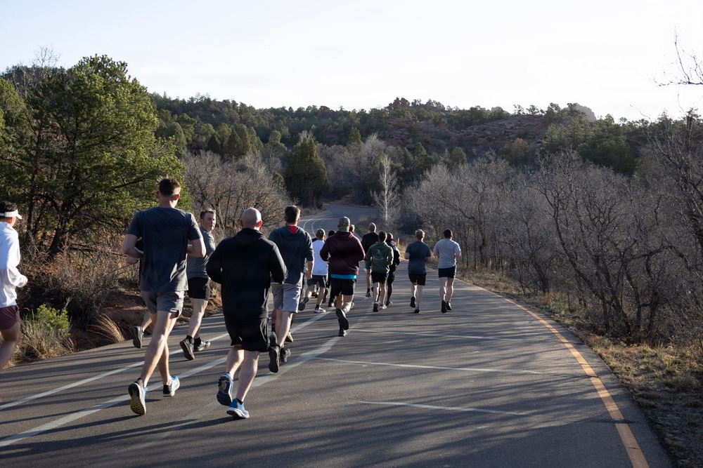 4-9 IN Manchu Reenlistment Ceremony at Garden of the Gods