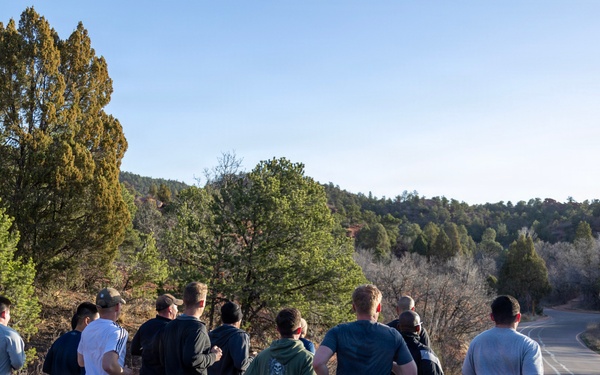 4-9 IN Manchu Reenlistment Ceremony at Garden of the Gods