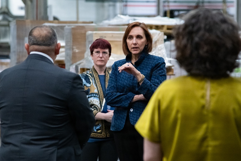 DLA Distribution hosts F-35 Acquisition and Sustainment Transition Executive Steering Committee and Audit in progress review