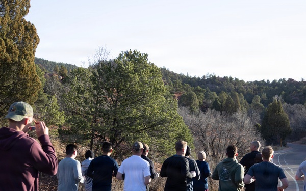 4-9 IN Manchu Reenlistment Ceremony at Garden of the Gods