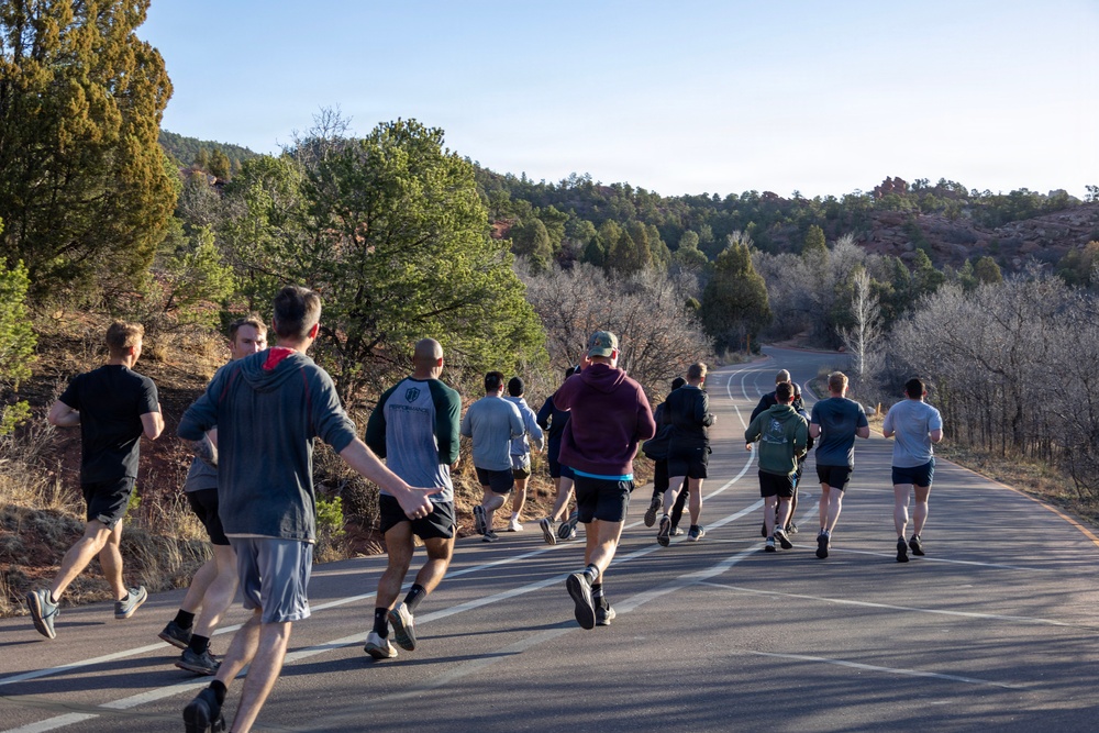 4-9 IN Manchu Reenlistment Ceremony at Garden of the Gods
