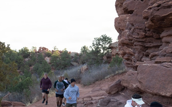 4-9 IN Manchu Reenlistment Ceremony at Garden of the Gods