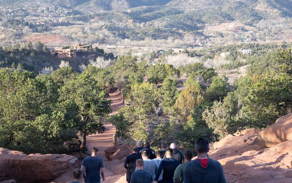 4-9 IN Manchu Reenlistment Ceremony at Garden of the Gods