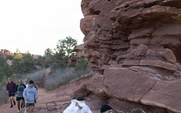 4-9 IN Manchu Reenlistment Ceremony at Garden of the Gods