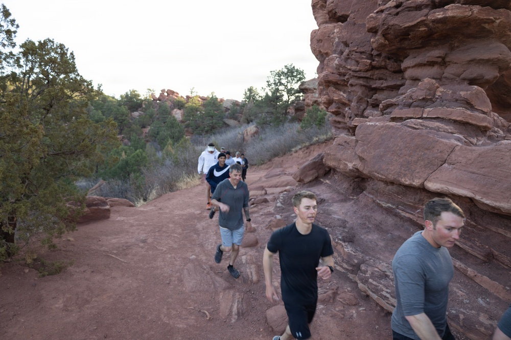 4-9 IN Manchu Reenlistment Ceremony at Garden of the Gods