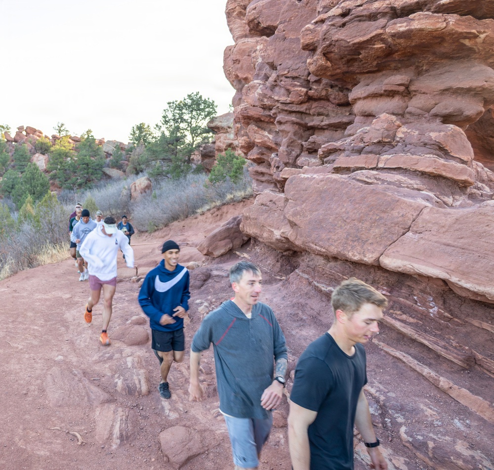 4-9 IN Manchu Reenlistment Ceremony at Garden of the Gods