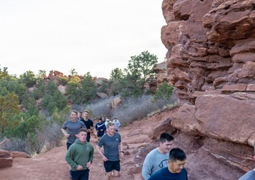 4-9 IN Manchu Reenlistment Ceremony at Garden of the Gods
