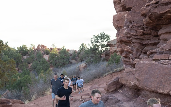 4-9 IN Manchu Reenlistment Ceremony at Garden of the Gods