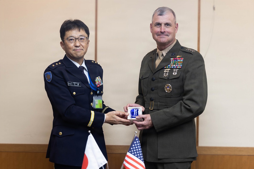 The 38th Assistant Commandant of the Marine Corps tours Tokyo