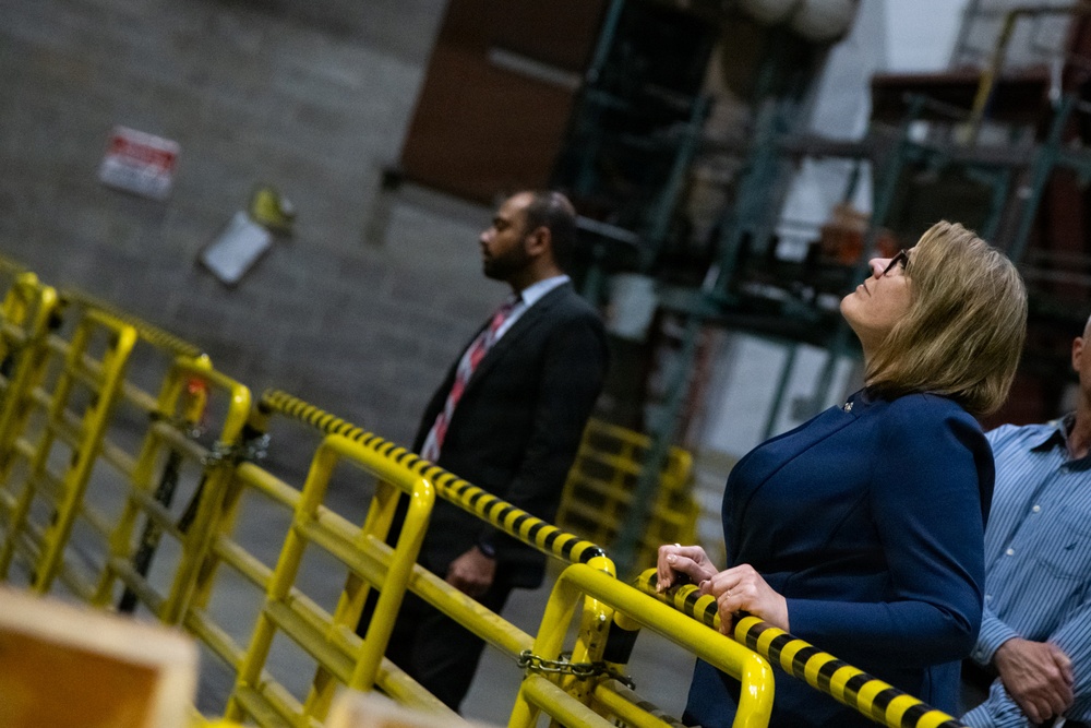 DLA Distribution hosts F-35 Acquisition and Sustainment Transition Executive Steering Committee and Audit in progress review