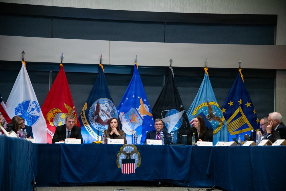 DLA Distribution hosts F-35 Acquisition and Sustainment Transition Executive Steering Committee and Audit in progress review