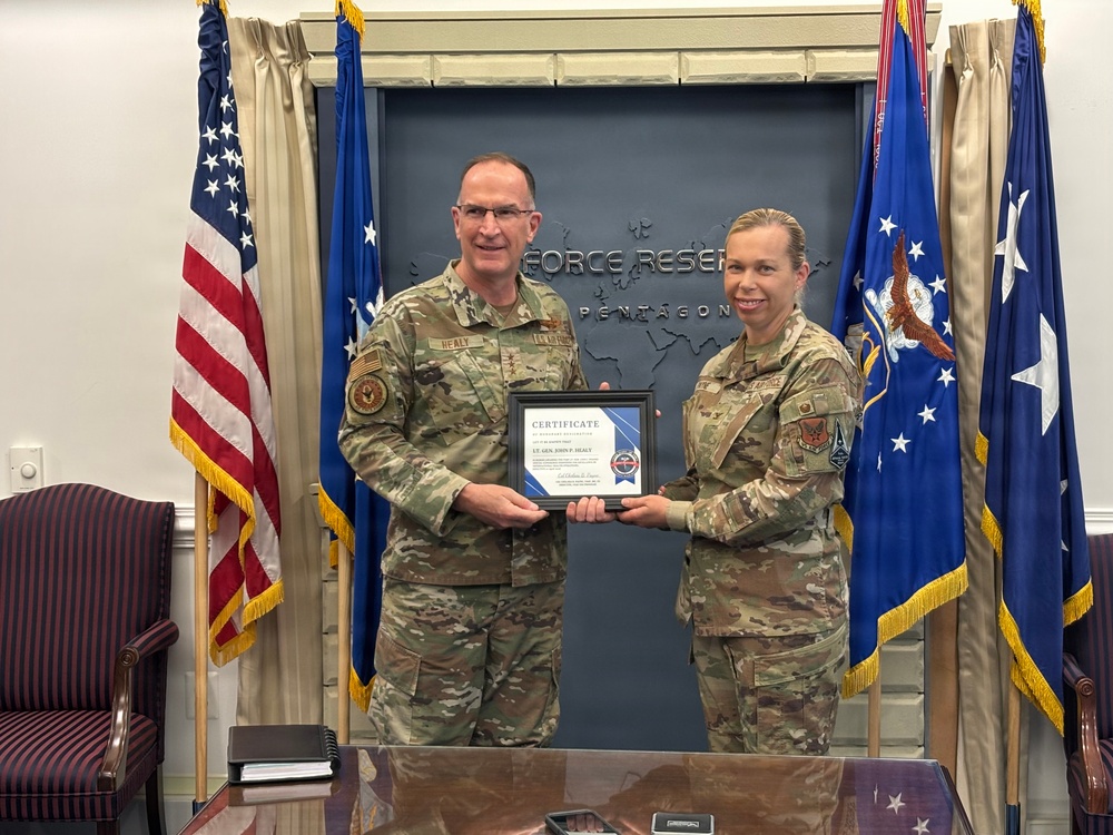 Air Force Reserve Chief Receives International Award for Global Health Leadership