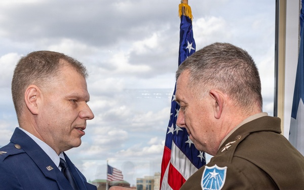 Col. Mark Hanson Retires