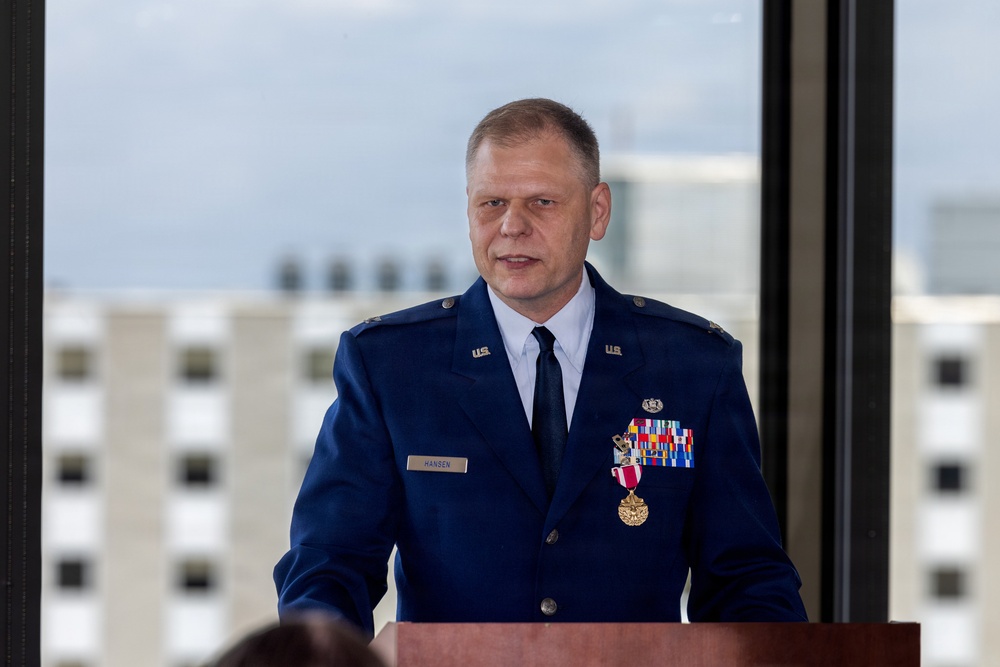 Col. Mark Hanson Retires