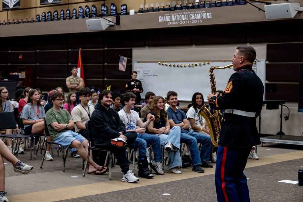 MCRD San Diego Jazz Band Ensemble, “Hot Brass,” tours RS Oklahoma City&amp;#xA;