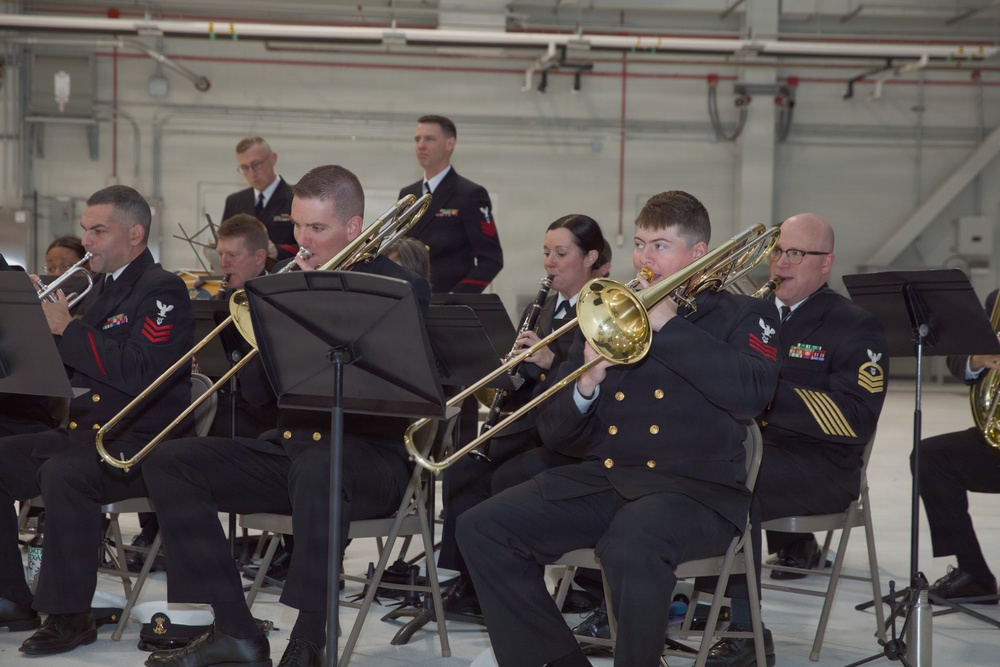 VUQ 11 hosts establishment of command ceremony