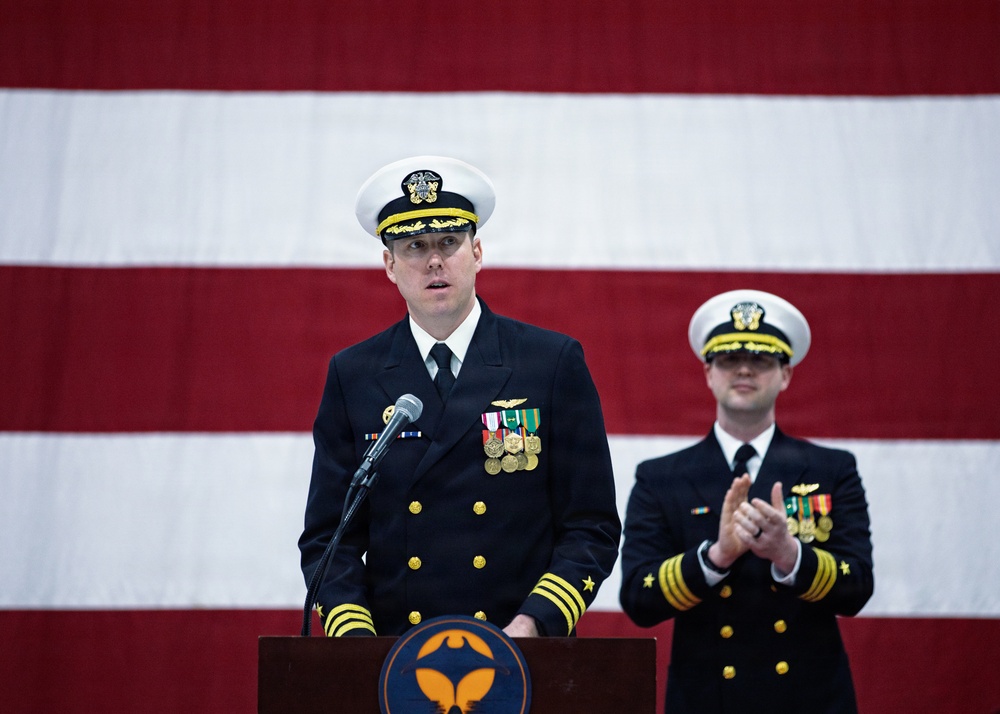 VUQ 11 hosts establishment of command ceremony