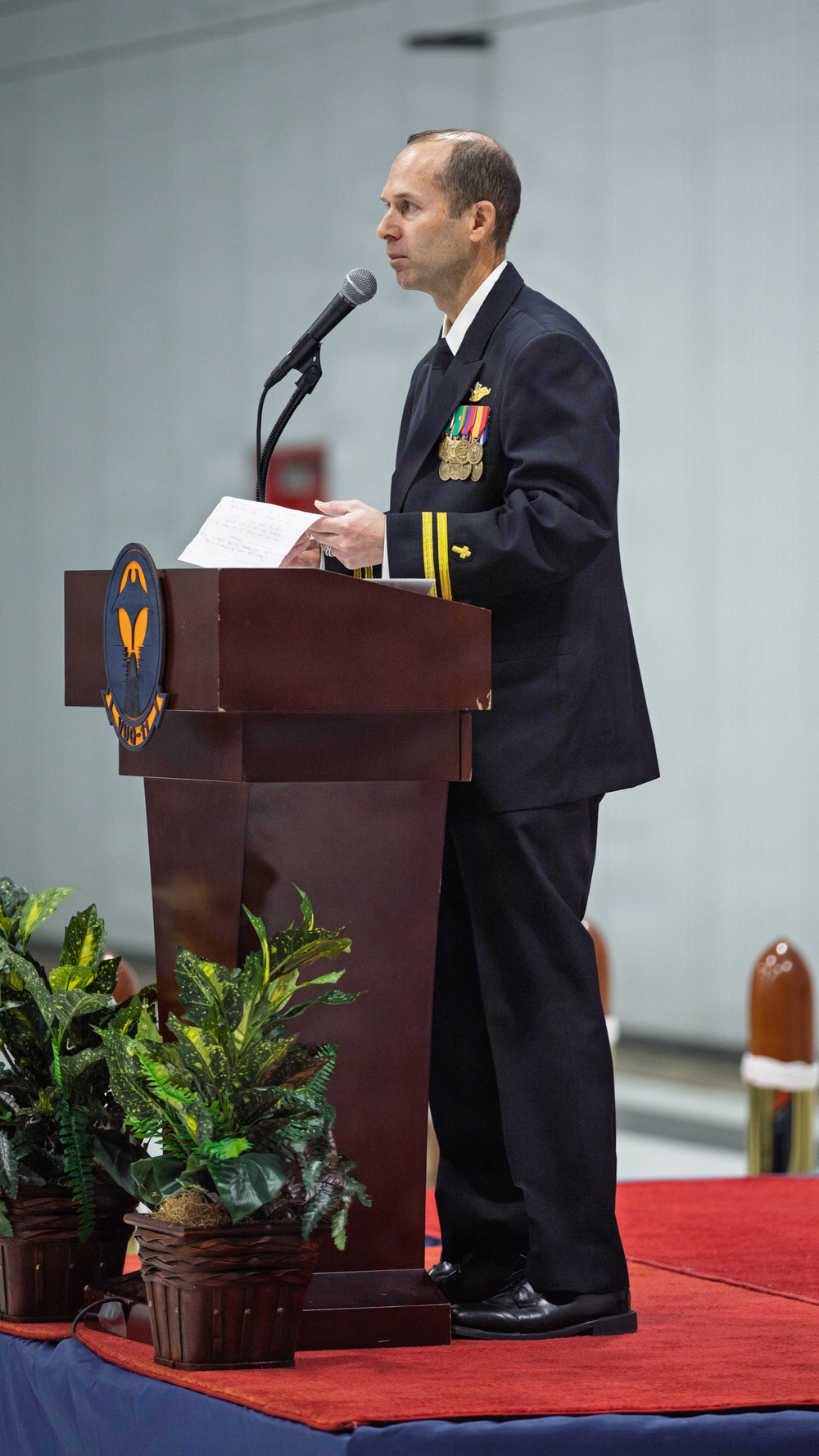 VUQ 11 hosts establishment of command ceremony