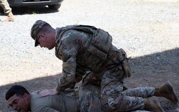 Georgia National Guard Soldiers assigned to JTF-DC conduct training